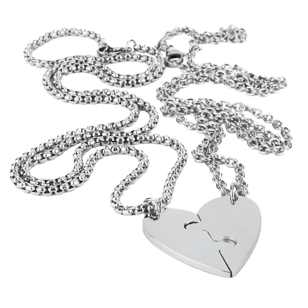 Cadenas Corazón Partido (Especiales Parejas-Disponibles para Grabados Personalizados)