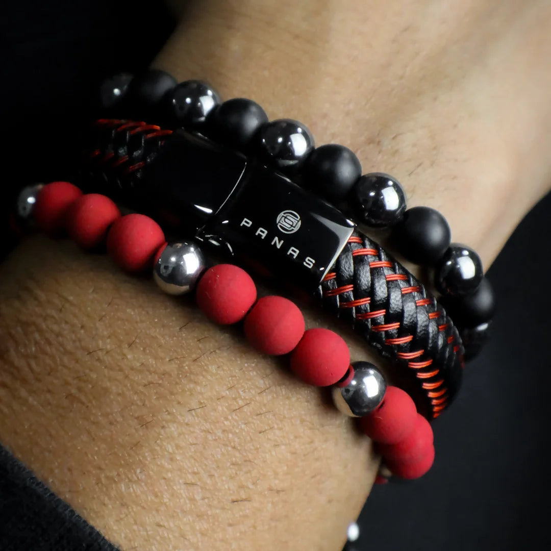 Combo Cuero Negro y Rojo + Dos (02) Pulseras Tejidas