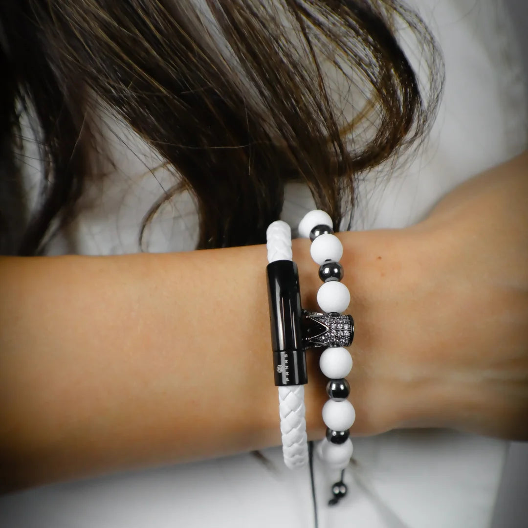 Combo Damas Cuero Redondo Blanco + Pulsera Tejida